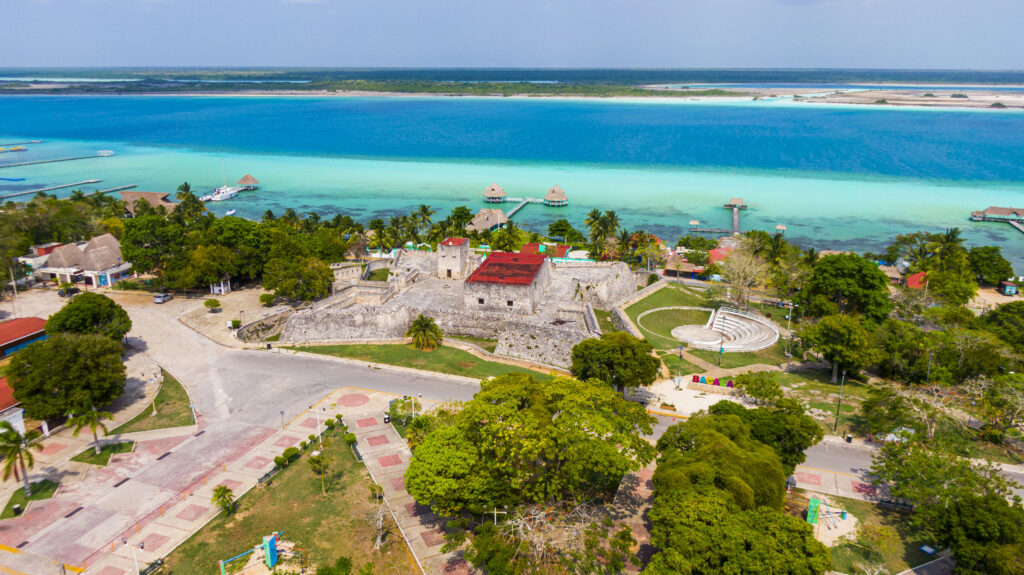 how to get to bacalar from cancun